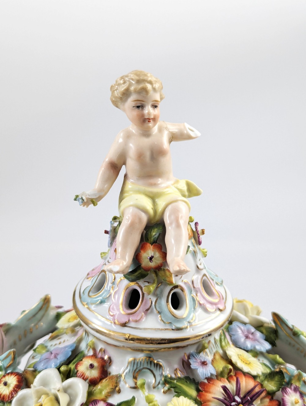 Very Rare Luxury Sitzendorf Potpourri Vase, c. 1885 View XI