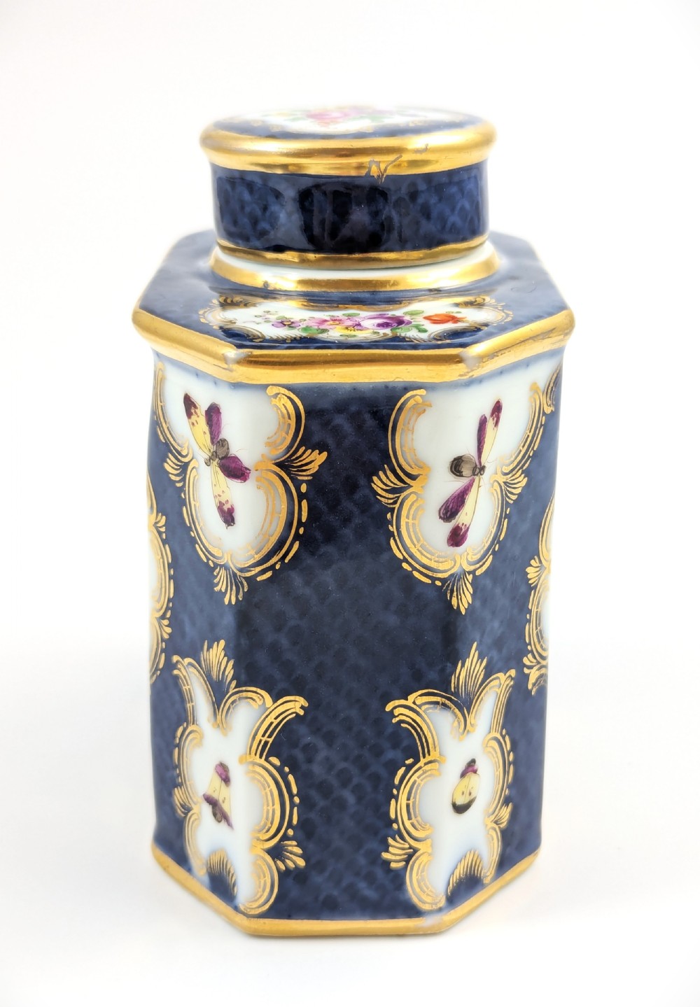 Antique and Rare Porcelain Tea Caddy, Samson, France, 1890 View VII