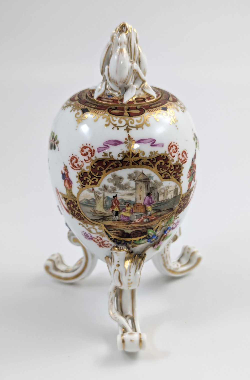 KPM Berlin, Porcelain Egg on Legs, Tea Caddy or Jar, c. 1780 View V