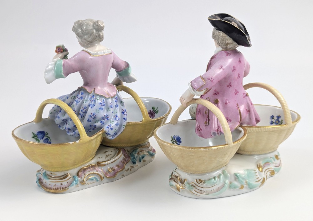 Meissen antique porcelain figural double salt cellars, Rococo style, c. 1830 View III