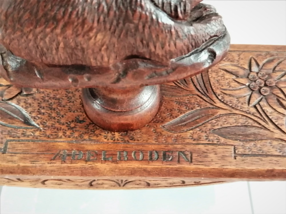 19th century Black Forest walnut desk blotter with a bear View VI