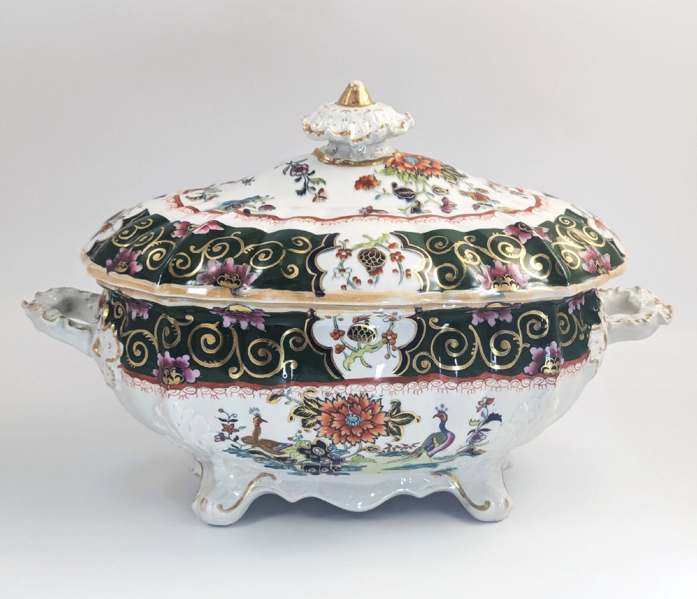 Antique Mason’s large lidded tureen, Famille Verte Chinoiserie, peacocks, c 1830 View IV