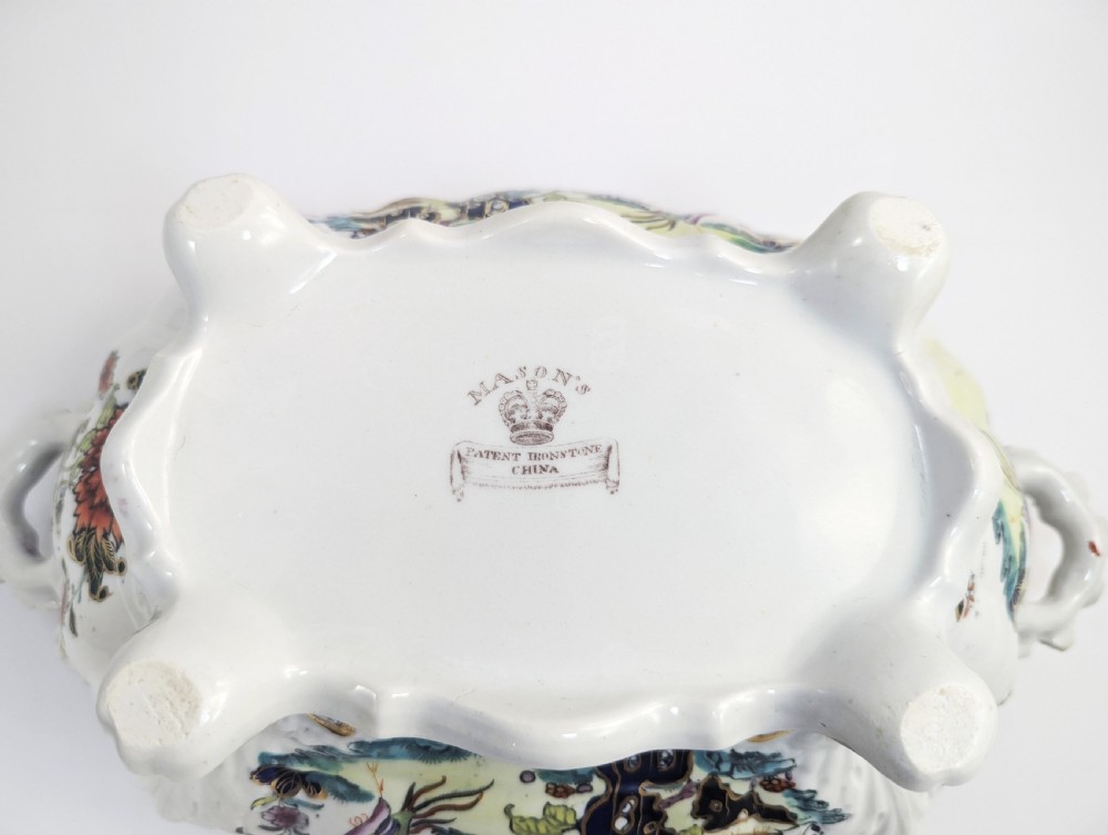 Antique Mason’s large lidded tureen, Famille Verte Chinoiserie, peacocks, c 1830 View XI
