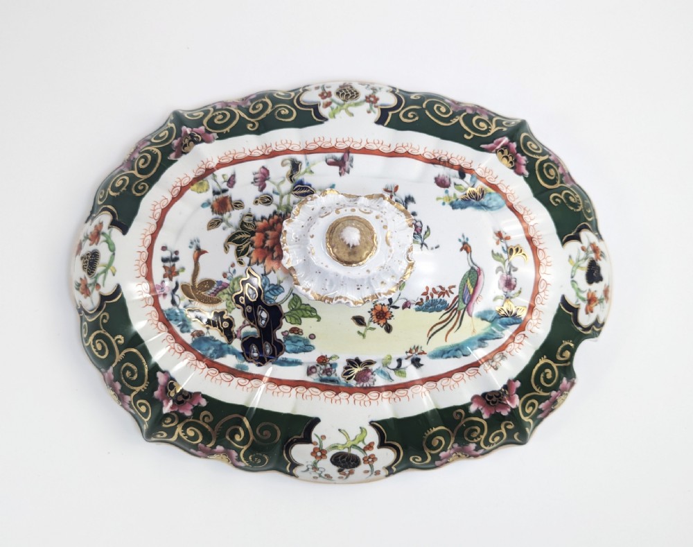 Antique Mason’s large lidded tureen, Famille Verte Chinoiserie, peacocks, c 1830 View XII