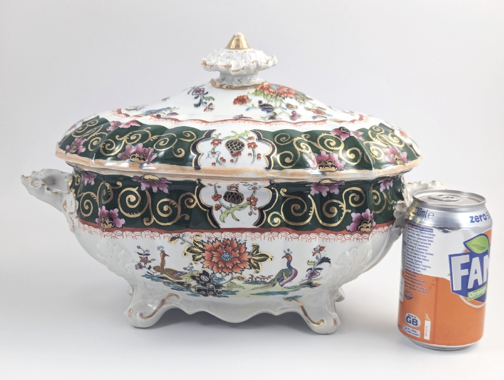 Antique Mason’s large lidded tureen, Famille Verte Chinoiserie, peacocks, c 1830 View XV