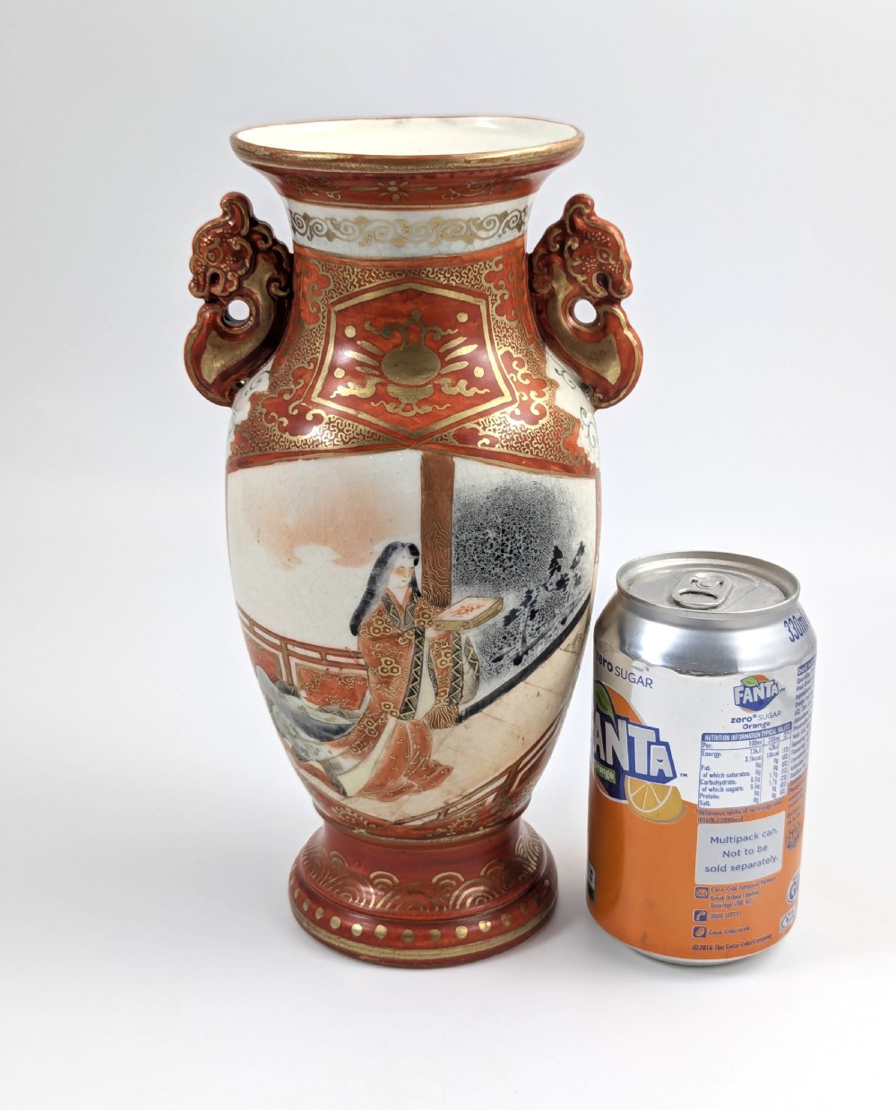 Meiji Kutani vase with shishi handles, signed Juzan, Japanese porcelain, 1903 View XI