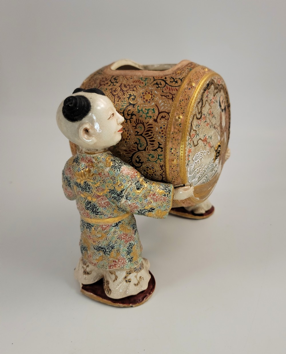 Japanese Kutani-Satsuma Style Drum-Form Figural Incense Burner with Jurojin & Phoenix, Meiji c.1890 View VI