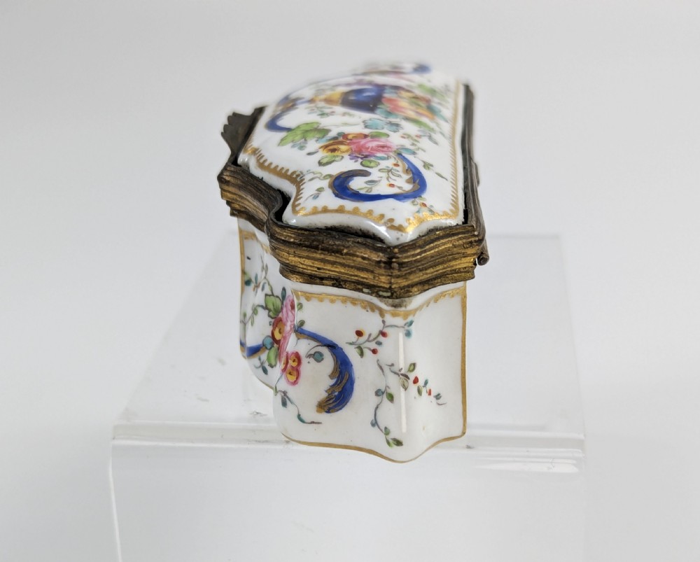 Samson à Paris – Porcelain Jewel Box, After Sèvres, c. 1850 View XIII