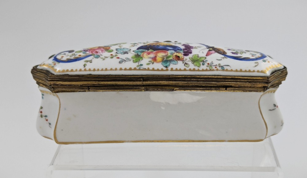 Samson à Paris – Porcelain Jewel Box, After Sèvres, c. 1850 View XIV