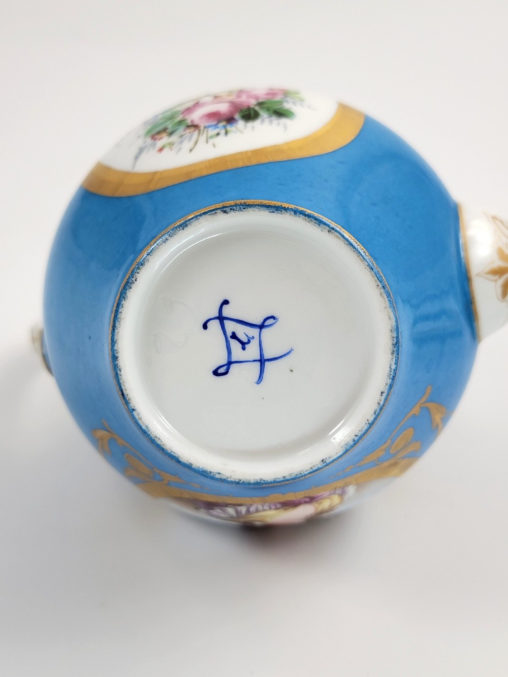 French Tête-à-Tête Tea Set, Sèvres Style with Portraits, Belle Époque, c. 1880–1890 View VII