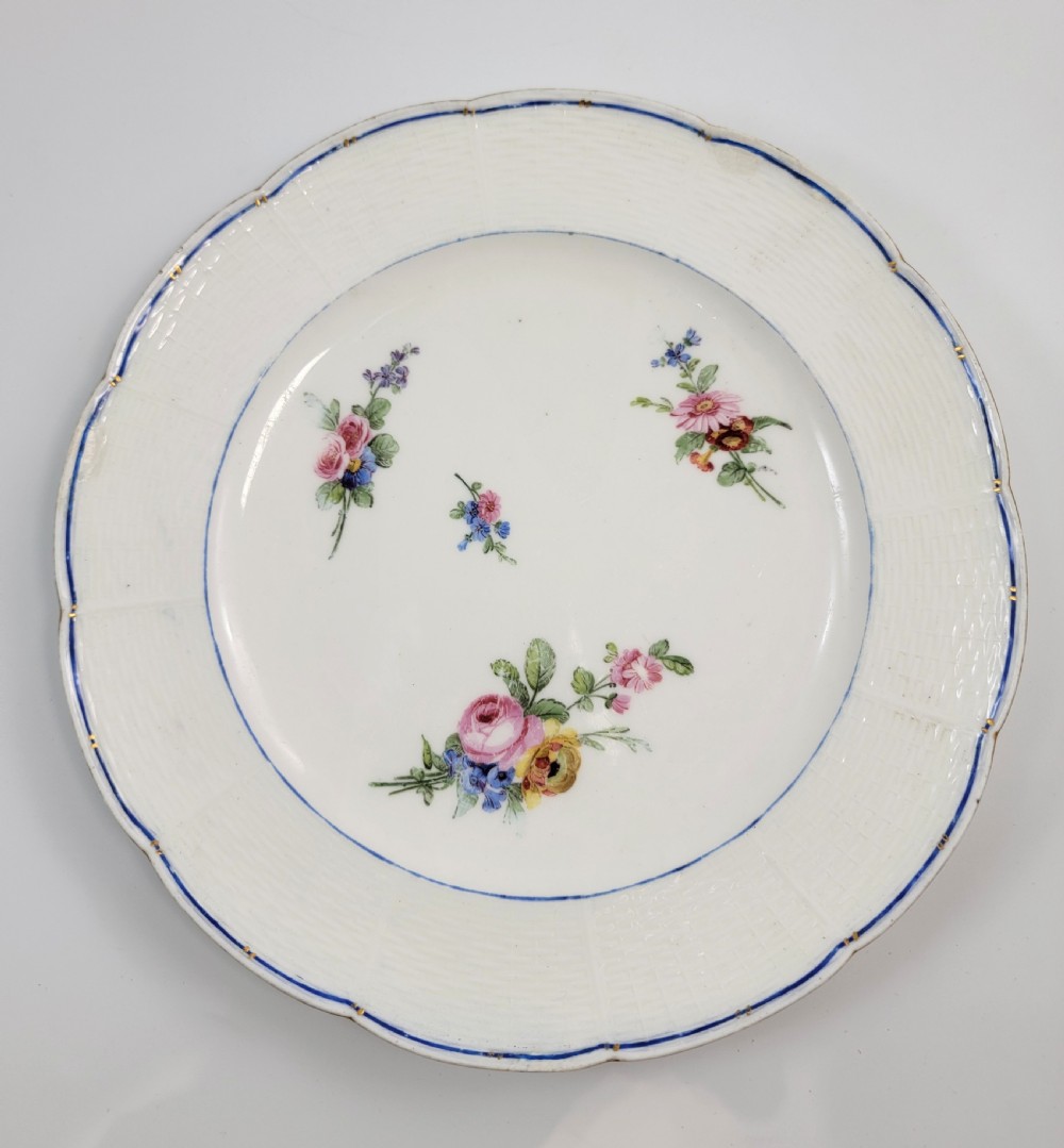 Sèvres Porcelain Plate, France, c. 1785, Basketweave, Hand Painted Flowers View VIII