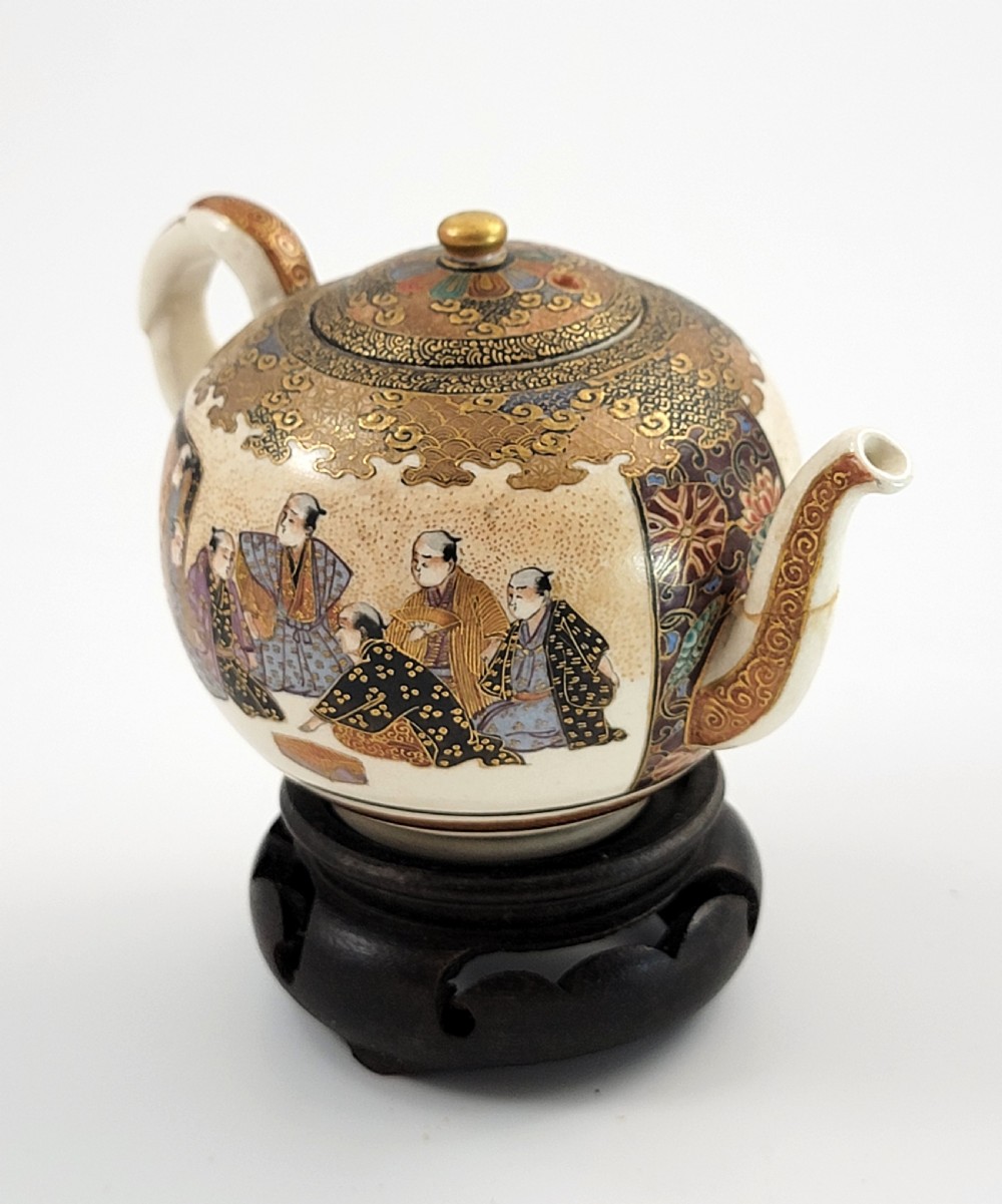 Small Japanese Satsuma Teapot, Kyoto School, Meiji Period, c.1885, with Stand View II