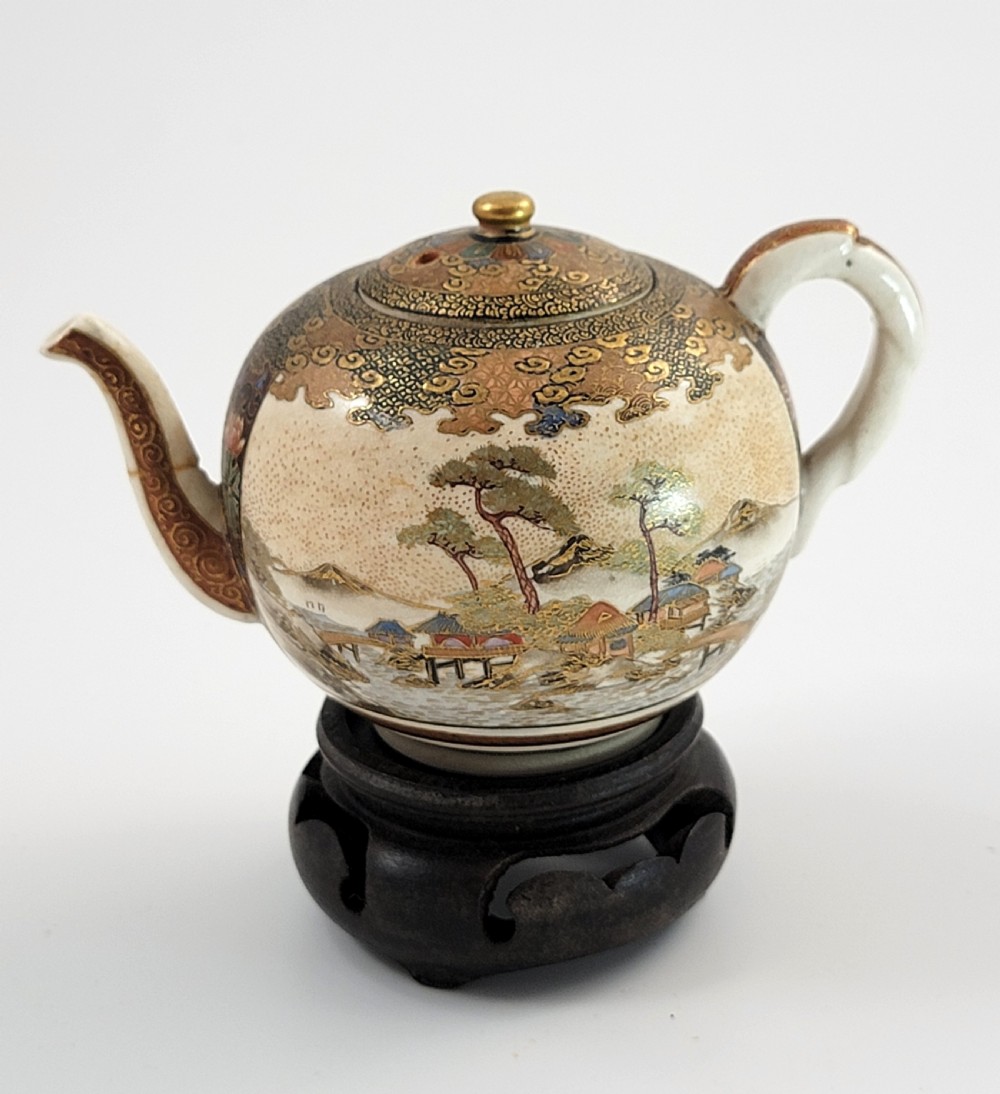 Small Japanese Satsuma Teapot, Kyoto School, Meiji Period, c.1885, with Stand View V