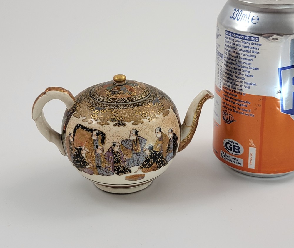Small Japanese Satsuma Teapot, Kyoto School, Meiji Period, c.1885, with Stand View XII