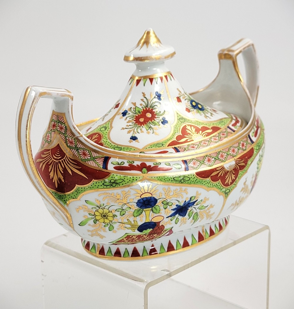 Chamberlain Worcester Regency Sugar Bowl, 