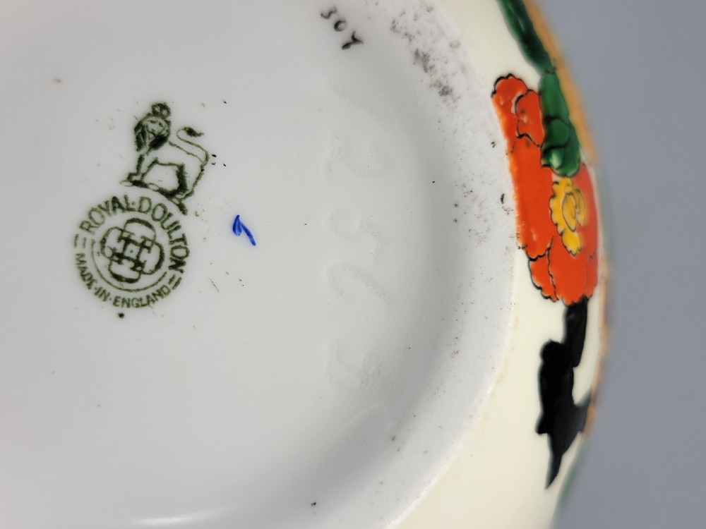 Royal Doulton Mandarin Ware Vase, Flamingo by R. Allen, White, c.1920 View XII
