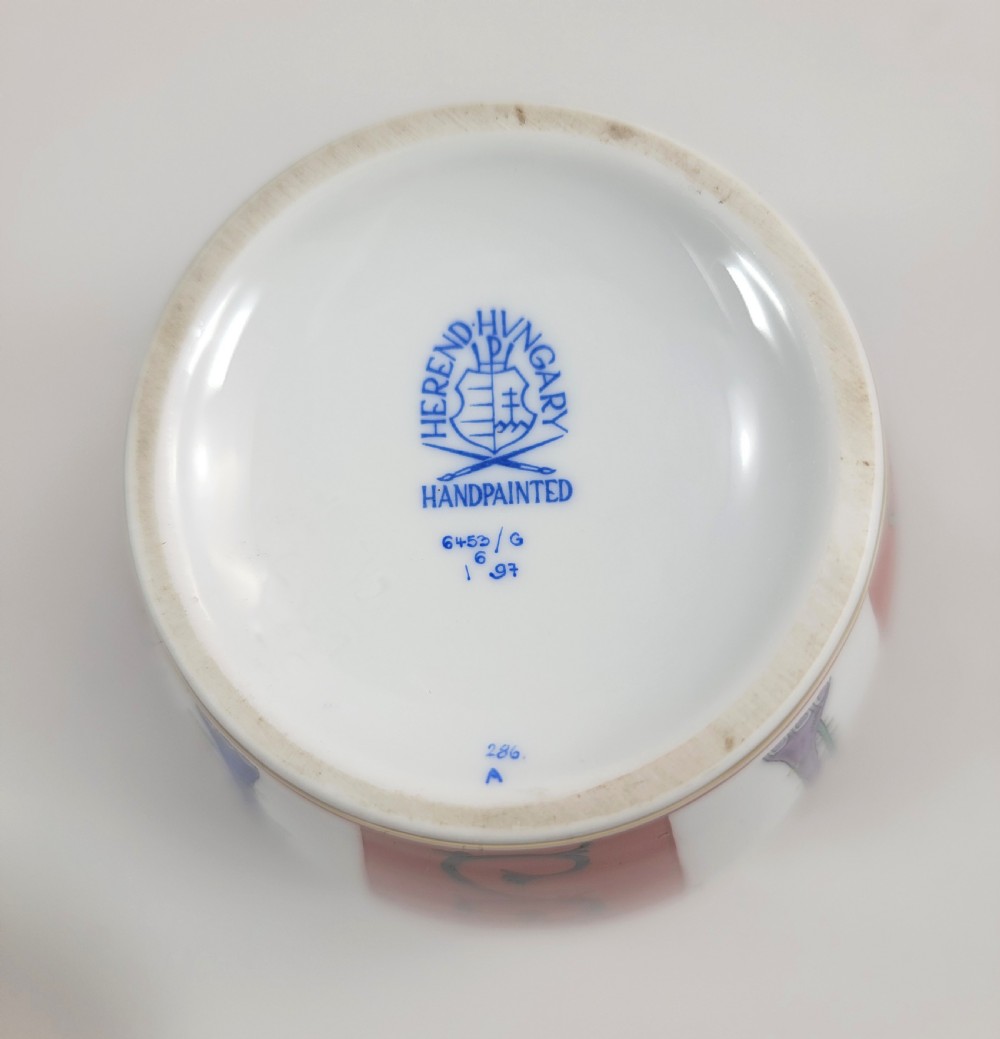 A hand-painted Herend porcelain tea caddy featuring vibrant red Siang Rouge panels, intricate floral vine motifs, and a matching domed lid. View XI