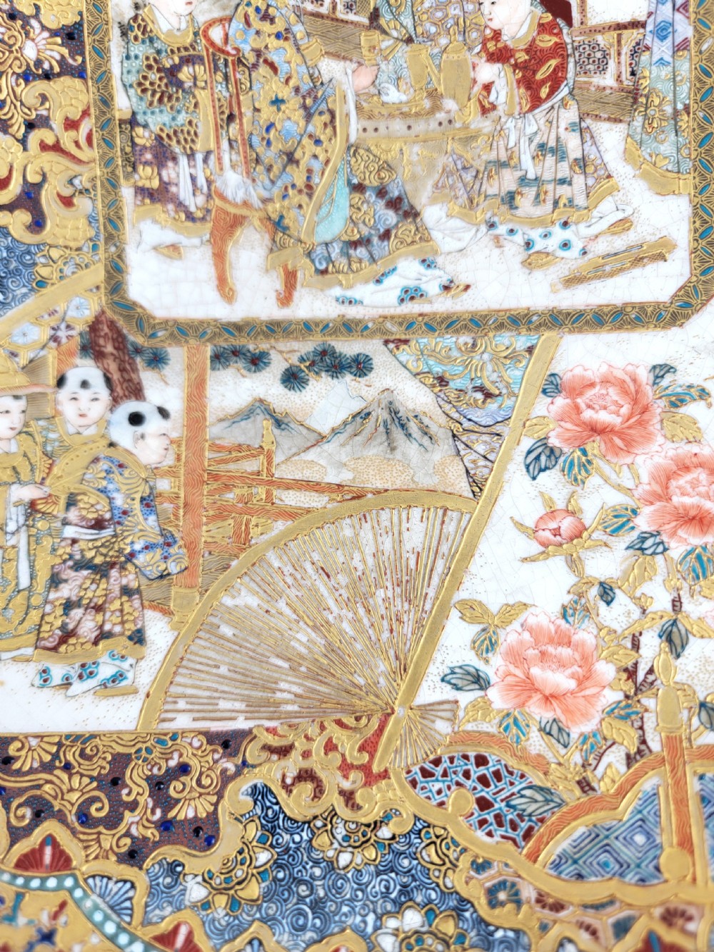 Kyoto Satsuma Charger signed Kyokuzan , Meiji c.1885–1900 – Fine Kyoto School View V