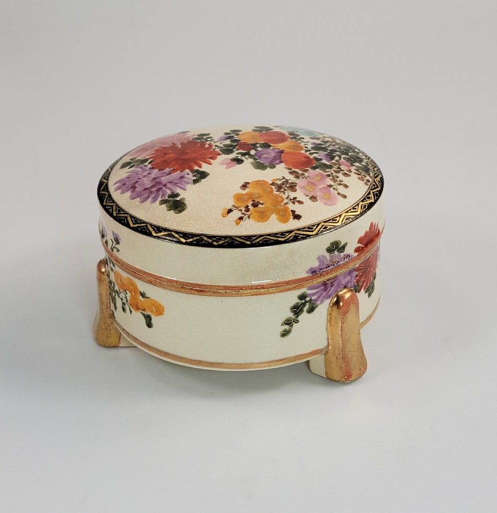 Satsuma Tripod Covered Box, Attributed to Kinkozan, Kyoto, c.1890 View V