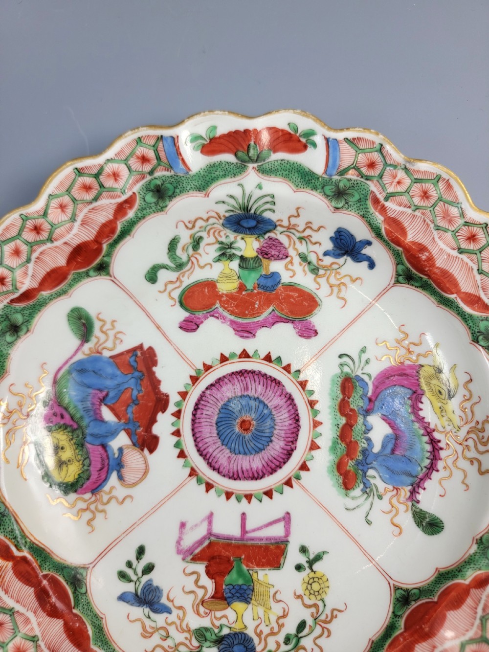 Rare Worcester Fluted Plate, “Dragon in Compartments” Pattern c.1770 View VIII