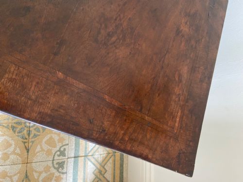 EARLY 18TH CENTURY QUEEN ANNE WALNUT 2 DRAWER CHEST 96CM WIDE C1710 - ADDITIONAL PHOTO 6