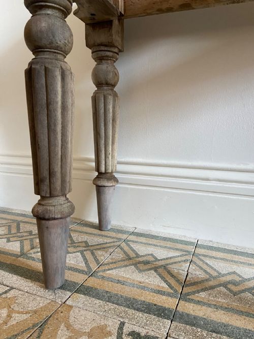 A 19TH CENTURY ORANGERY POTTING SHED TABLE 106CM WIDE CARRARA MARBLE TOP - ADDITIONAL PHOTO 8