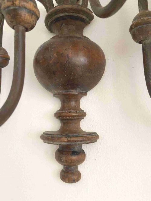 A PAIR OF EARLY 20TH CENTURY CIRCA 19001920 LARGE 5 BRANCH CONTINENTAL TURNED WALNUT WALL SCONCES 50CM - ADDITIONAL PHOTO 9