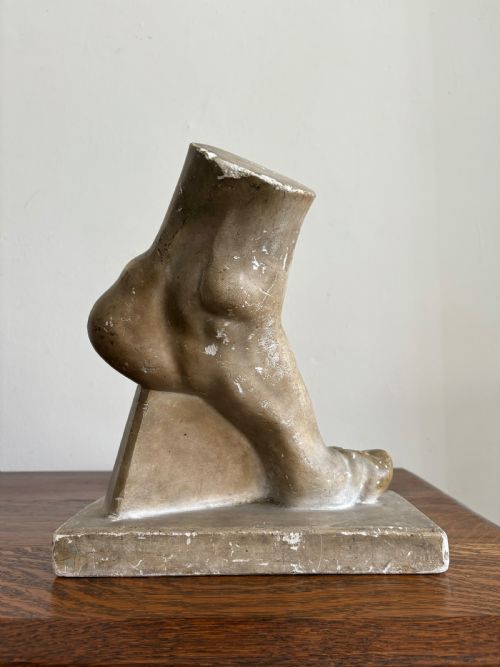 A GRAND TOUR CLASSICAL PLASTER FOOT SCULPTURE MUSEUM COPY C1900 31CM TALL - ADDITIONAL PHOTO 10