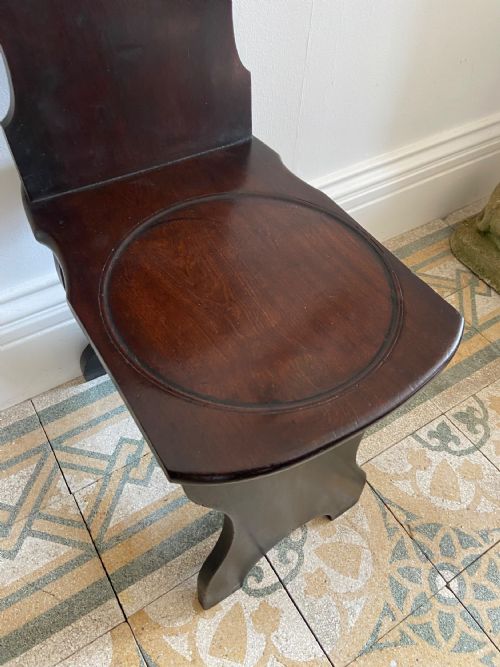 A GEORGE 111 MAHOGANY ENGLISH SGABELLO STYLE HALL CHAIR C1800 - ADDITIONAL PHOTO 6