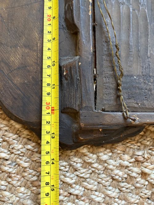 AN 18TH CENTURY QUEEN ANNE STYLE WALNUT VENEER MIRROR 63CM ORIGINAL PLATE - ADDITIONAL PHOTO 11
