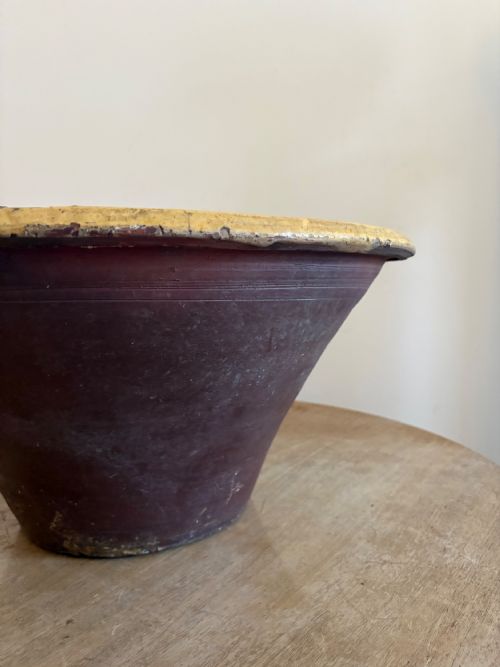 A LARGE 19THC FRENCH TERRACOTTA TIAN BOWL PROVENCE YELLOW GLAZE 54CM DIAMETER - ADDITIONAL PHOTO 4