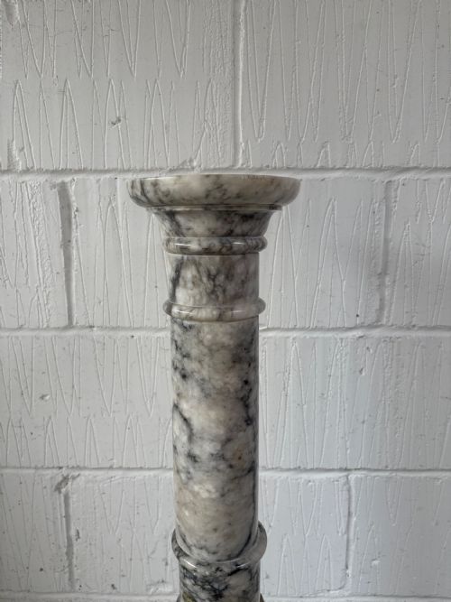 A 19TH CENTURY CARRARA MARBLE SECTIONAL PEDESTAL COLUMN 94CM TALL - ADDITIONAL PHOTO 6