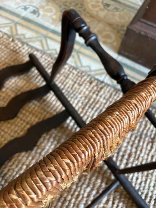 ANTIQUE LADDER BACK WITH ELM RUSH SEAT REGIONAL ARMCHAIR C1820 - ADDITIONAL PHOTO 7