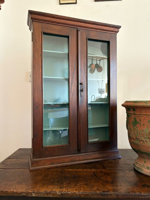 A 19TH CENTURY WALNUT ESTATE WALL HANGING CUPBOARD GLASS PANEL DOORS 84CM TALL - ADDITIONAL PHOTO 11