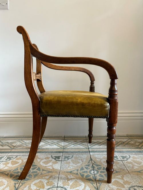a regency mahogany armchair with leather seat and scrolling arms c1820 - CATEGORY: ANTIQUE CHAIRS - DATED REGENCY
