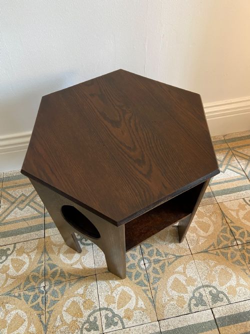 ARTS AND CRAFTS EARLY 20THC OAK OCTAGONAL SIDE TABLE BY LIBERTY LONDON 55CM TALL - ADDITIONAL PHOTO 1