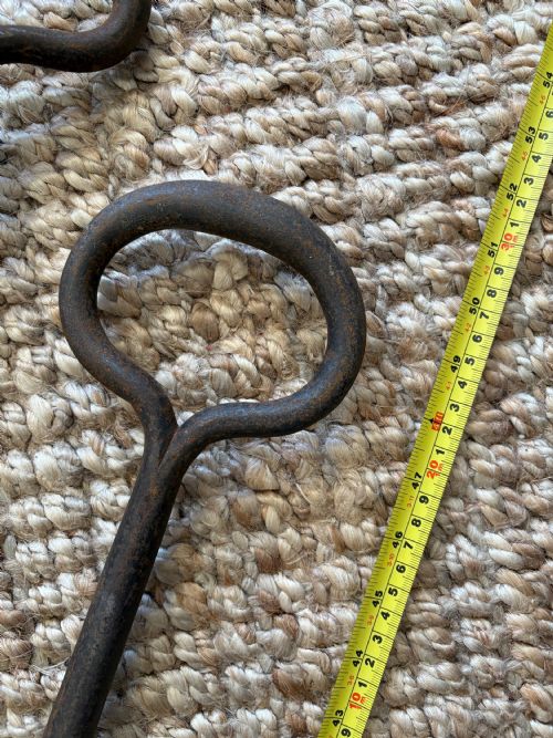 A LARGE ESTATE MADE SET OF 3 WROUGHT IRON FIRE TOOLS 128CM COUNTRY HOUSE ANTIQUE - ADDITIONAL PHOTO 7