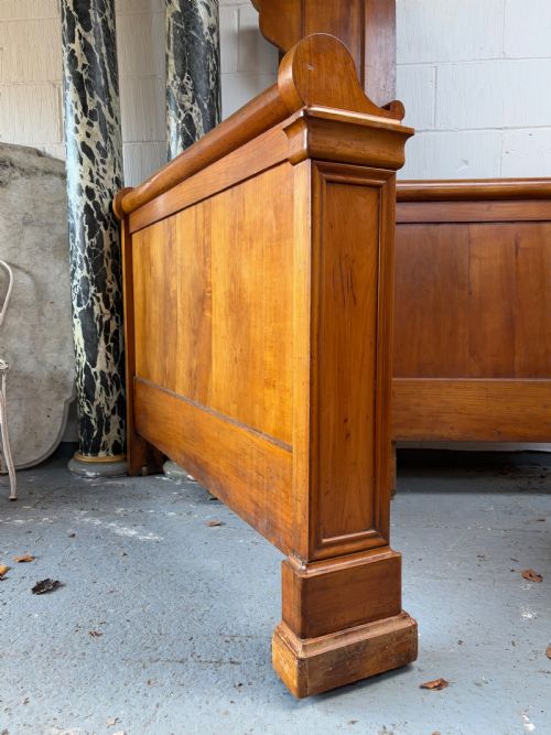 FRENCH 19THC WALNUT BATEAU LIT SMALL DOUBLE BED 202 X 130CM SIDES AND BOLTS - ADDITIONAL PHOTO 1