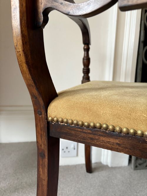 A REGENCY MAHOGANY OPEN ARMCHAIR WITH STUDDED SUEDE SEAT AND SABRE LEGS C1820 - ADDITIONAL PHOTO 2