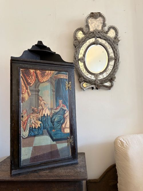AN 18TH CENTURY OAK CORNER CUPBOARD WITH FLEMISH OIL PAINTING SCENE 97CM - ADDITIONAL PHOTO 1