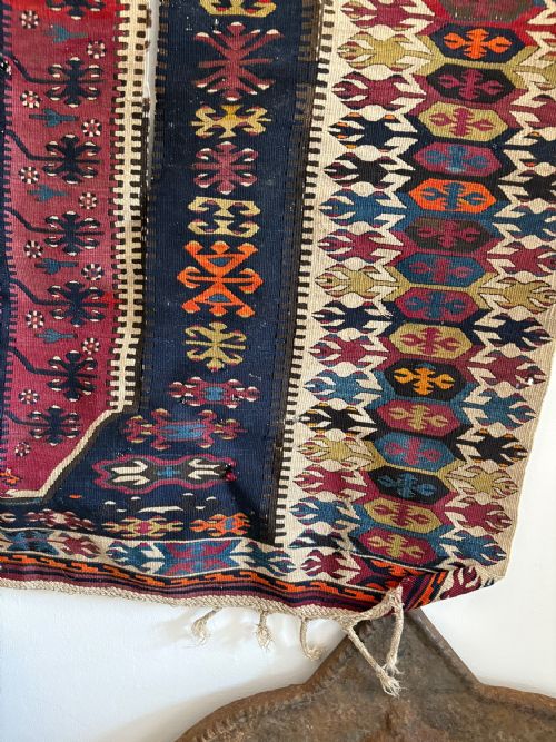 ANTIQUE CAUCASIAN FLAT WEAVE KILIM C1900 135CM X 110CM COUNTRY HOUSE RUG - ADDITIONAL PHOTO 3