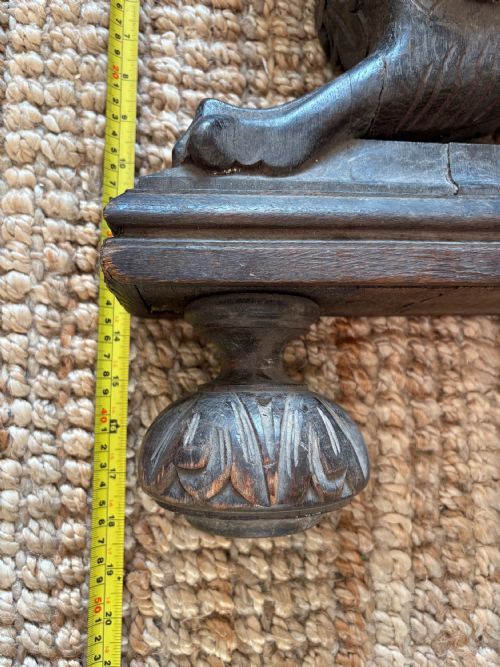 AN EARLY 19TH CENTURY CARVED OAK WINGED GRIFFIN FURNITURE FRAGMENT C1800 46CM - ADDITIONAL PHOTO 2