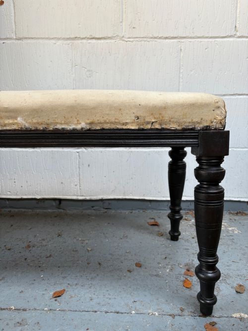 ANTIQUE WINDOW STOOL SEAT 19TH CENTURY EBONISED LEGS CALICO AND HORSEHAIR 95CM - ADDITIONAL PHOTO 3