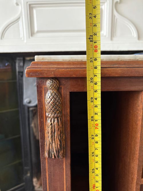 EARLY 20THC FRENCH EMPIRE STYLE MAHOGANY INLAID BEDSIDE CUPBOARD FAUX BOOKENDS - ADDITIONAL PHOTO 9