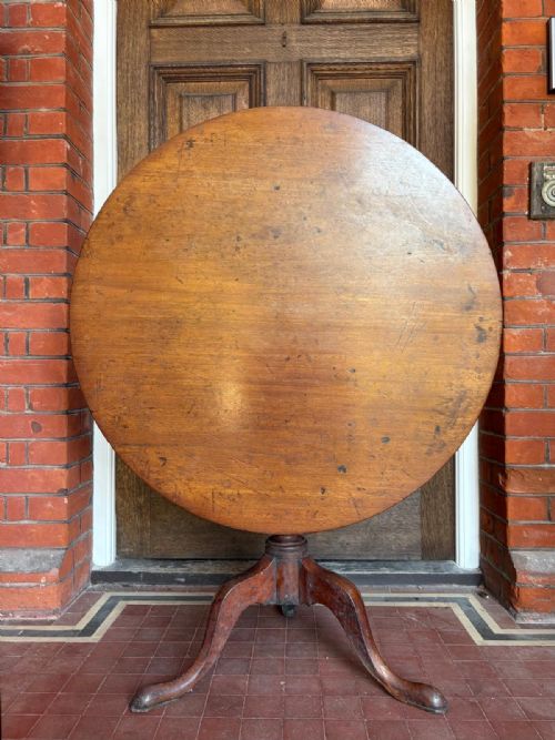 A GEORGIAN SINGLE PLANK CIRCULAR MAHOGANY TILT TOP TABLE C1780 85CM DIAMETER - ADDITIONAL PHOTO 8