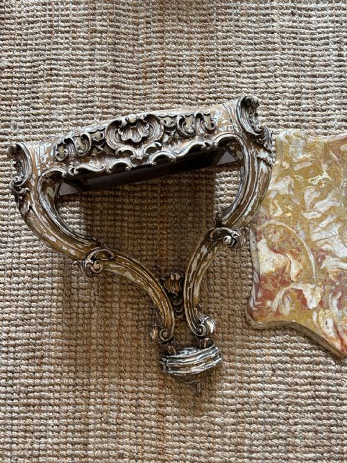 A LATE 19TH TO EARLY CENTURY GILTWOOD CARVED WALL MOUNTED CONSOLE TABLE WITH DRAWER MARBLE TOP 63CM WIDE - ADDITIONAL PHOTO 3