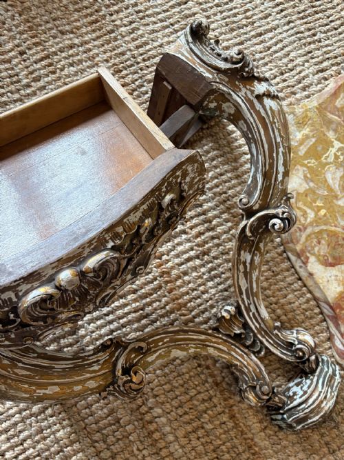 A LATE 19TH TO EARLY CENTURY GILTWOOD CARVED WALL MOUNTED CONSOLE TABLE WITH DRAWER MARBLE TOP 63CM WIDE - ADDITIONAL PHOTO 7