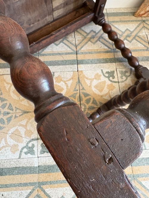 A 17THC AND LATER ENGLISH OAK 2 PLANK SIDE TABLE BOBBIN TURNED LEGS 70CM WIDE - ADDITIONAL PHOTO 7