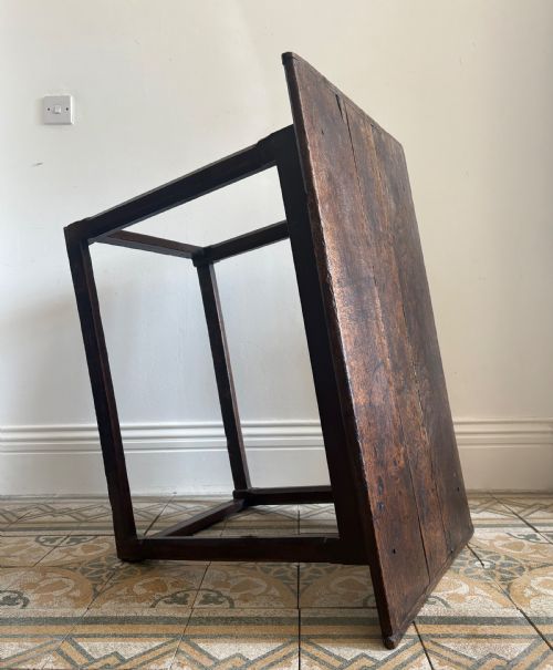 A 17THC PROVINCIAL ENGLISH OAK SIDE TABLE C1650 RECTANGULAR 3 PLANK TOP 101CM - ADDITIONAL PHOTO 15