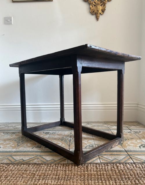 A 17THC PROVINCIAL ENGLISH OAK SIDE TABLE C1650 RECTANGULAR 3 PLANK TOP 101CM - ADDITIONAL PHOTO 16